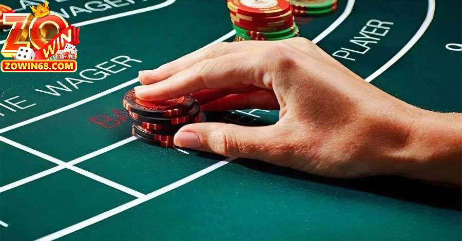 Gấp thếp là một trong các thế bài Baccarat được áp dụng phổ biến